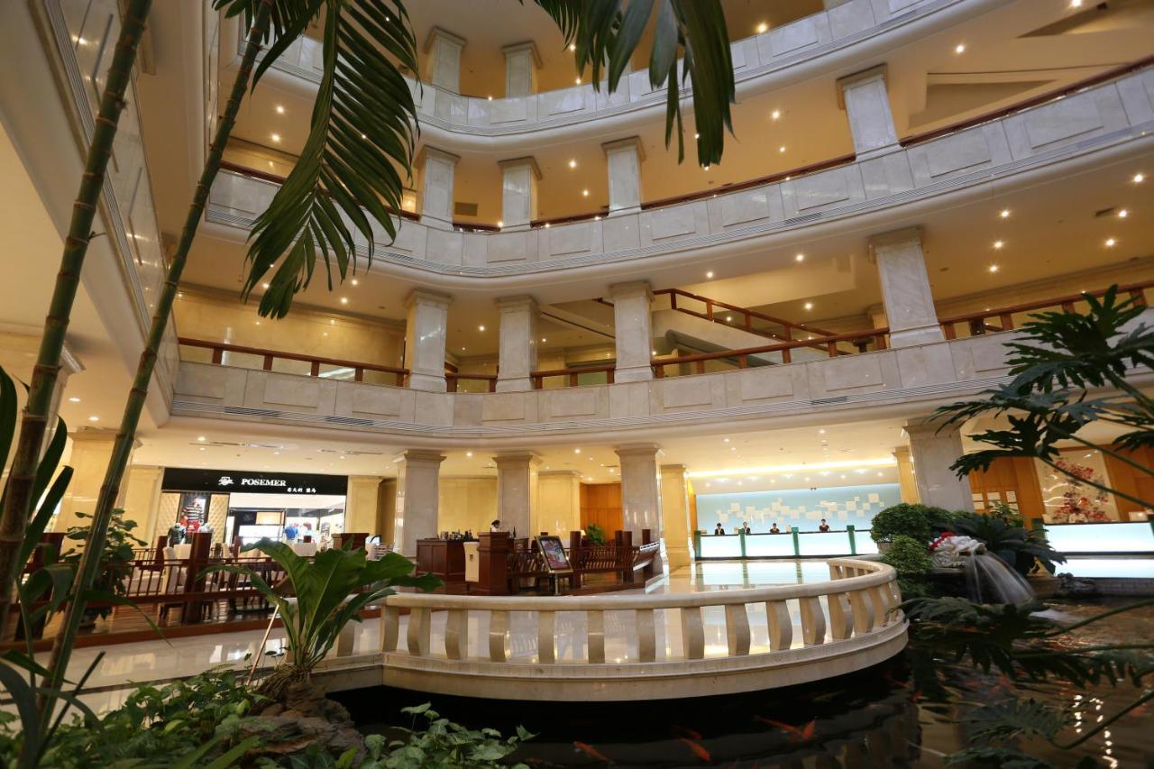 Crowne Plaza Zhanjiang Kang Yi, An Ihg Hotel Экстерьер фото