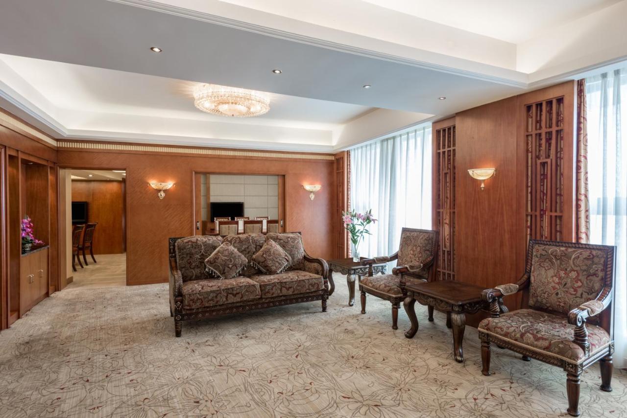 Crowne Plaza Zhanjiang Kang Yi, An Ihg Hotel Экстерьер фото