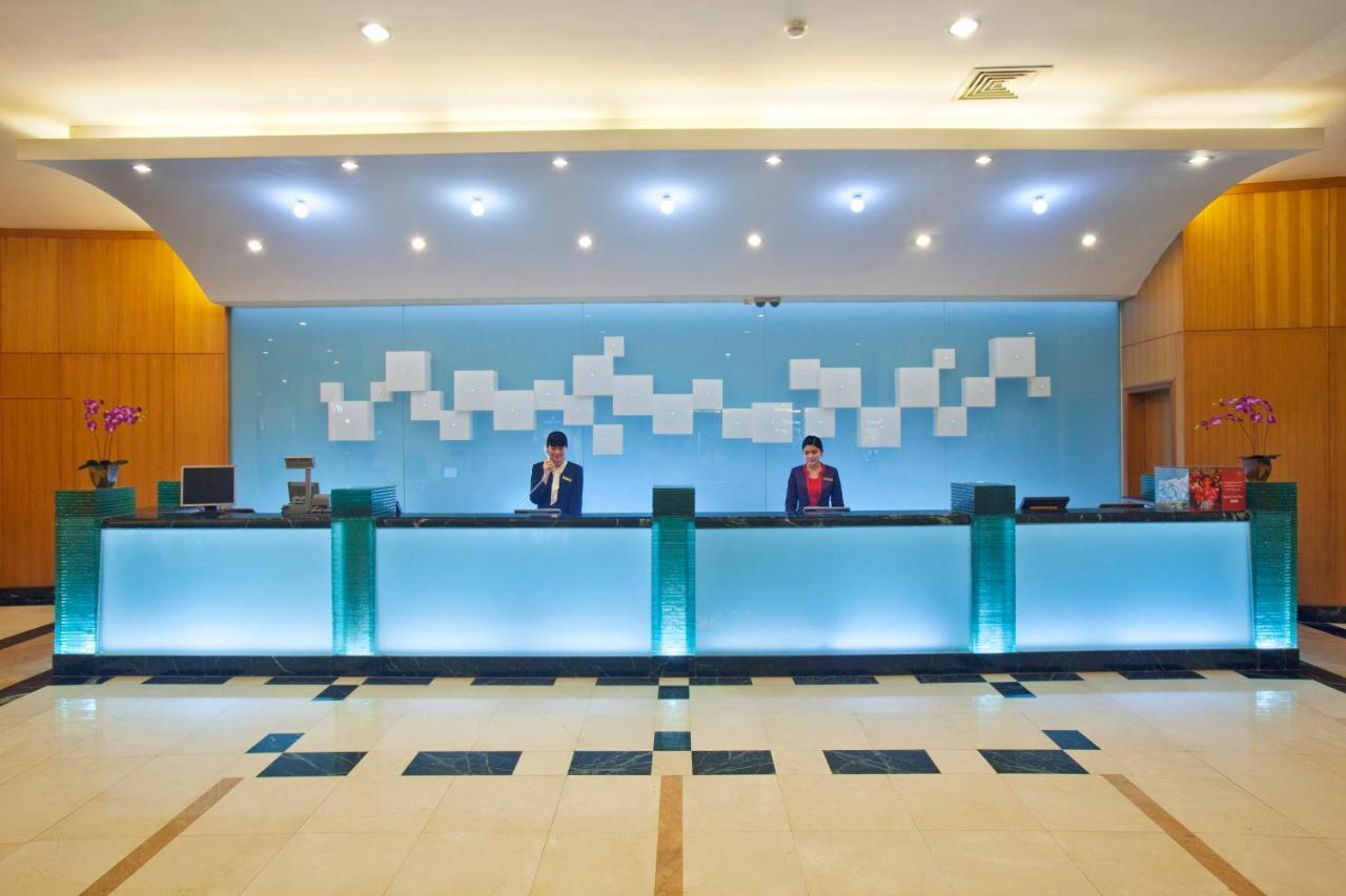 Crowne Plaza Zhanjiang Kang Yi, An Ihg Hotel Экстерьер фото