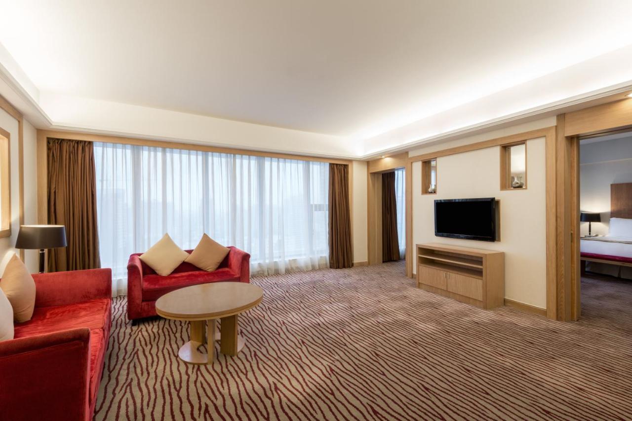 Crowne Plaza Zhanjiang Kang Yi, An Ihg Hotel Экстерьер фото